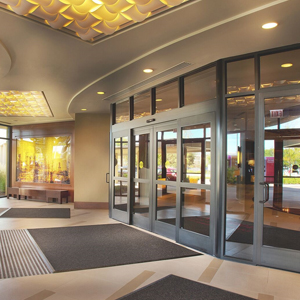 commercial door specialist Hialeah Gardens