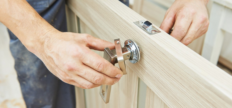 interior door repair Hialeah Gardens
